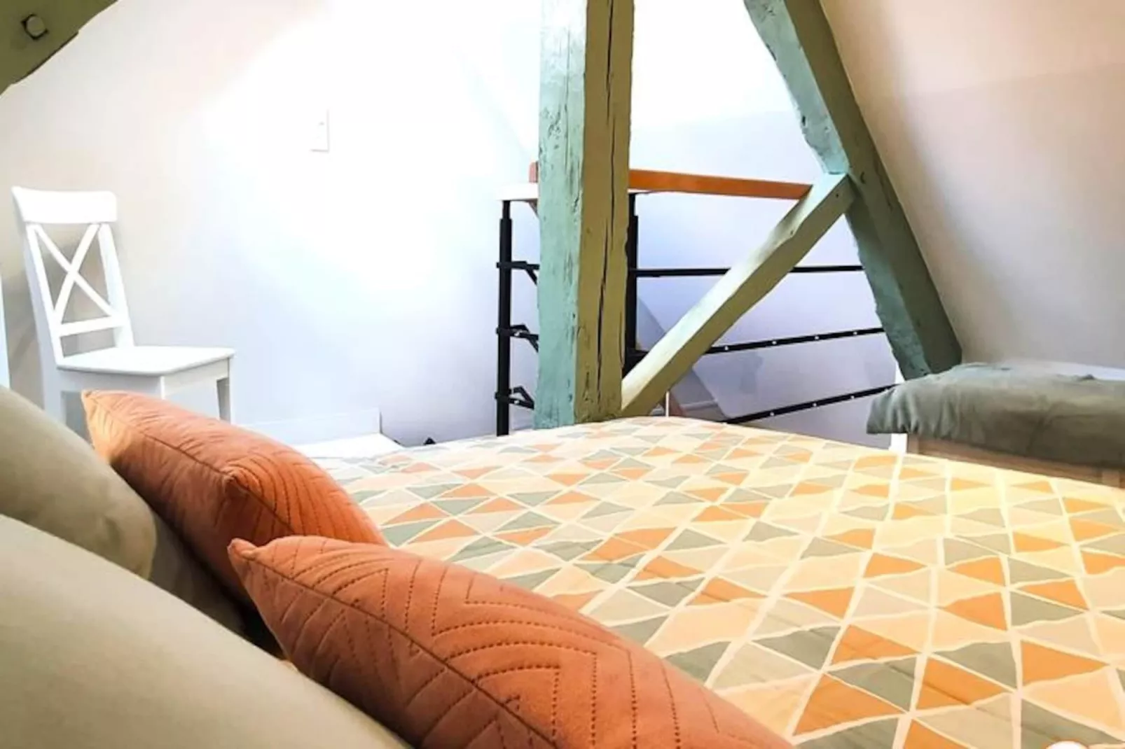 La Plume De Malherbe - Parking - Coup De C&oelig;ur-Image-tags.