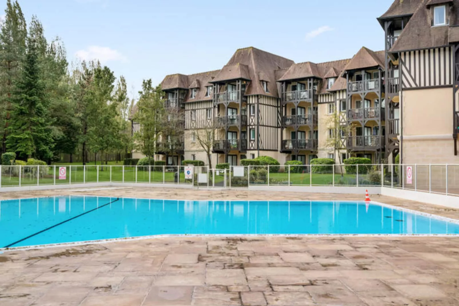 La Résidence du Golf - maeva Home-Zwembad