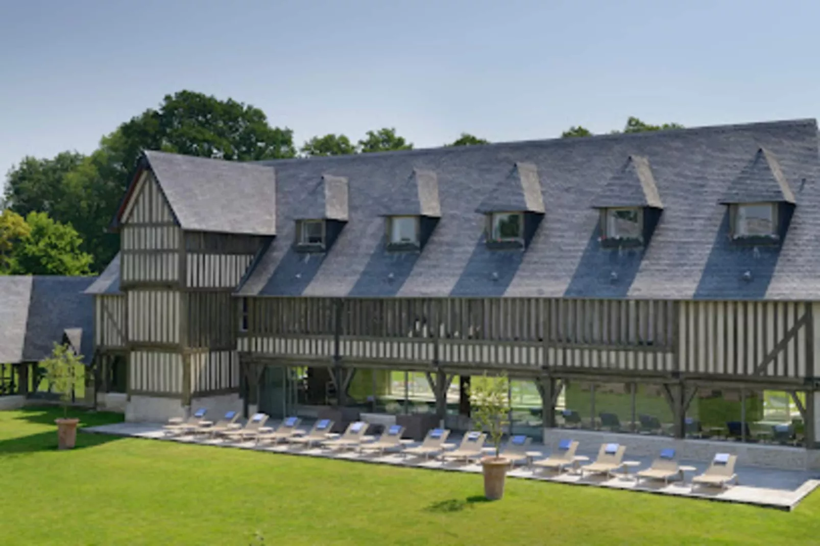 La Ferme de Deauville - maeva Home-Buitenkant zomer