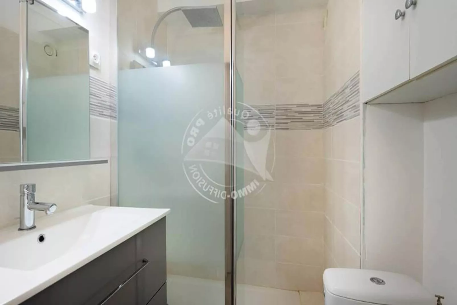 Résidence Le Triangle De La Baronnie-Badkamer