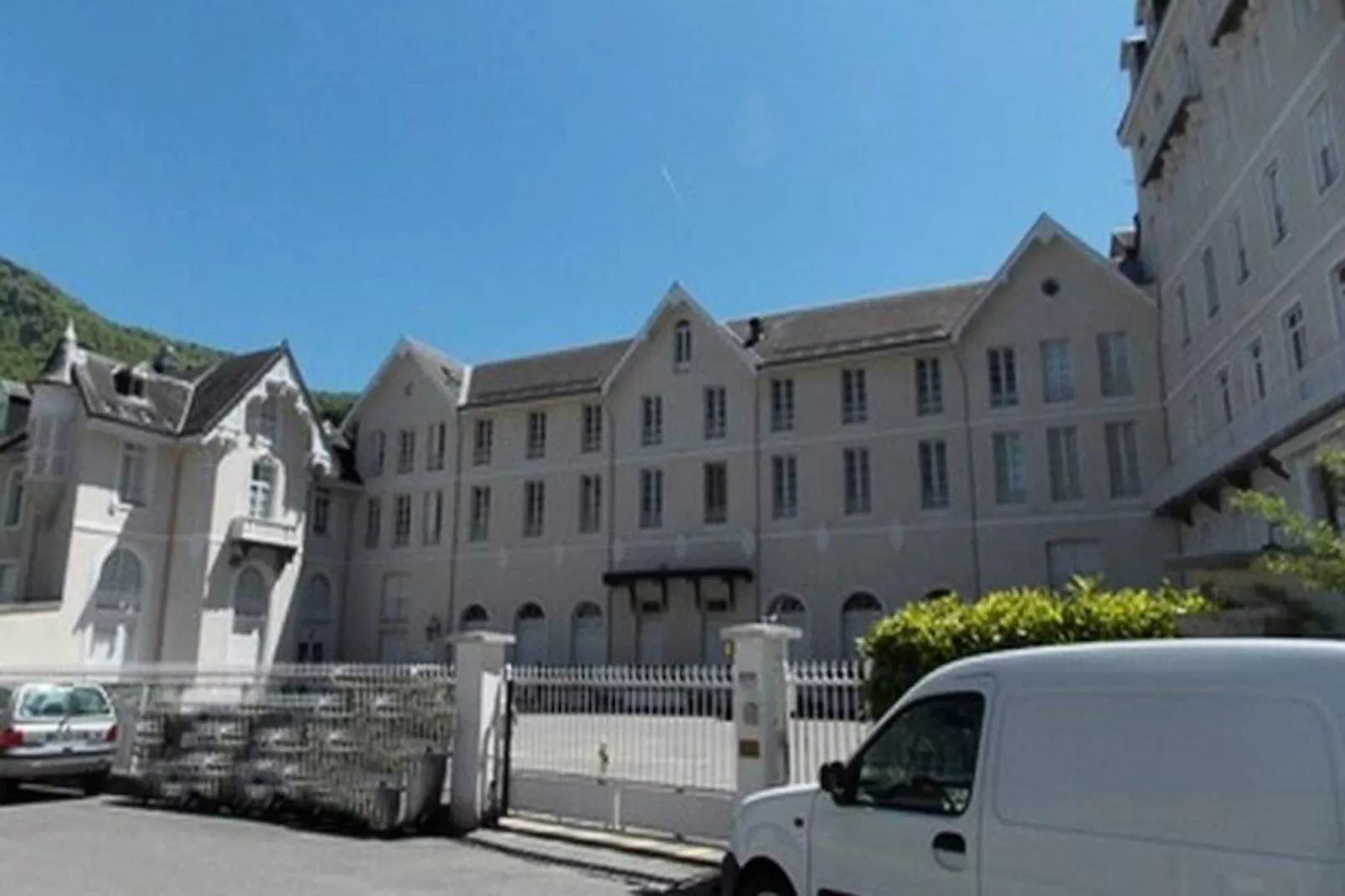 Résidence Sacaron 1-Image-tags.