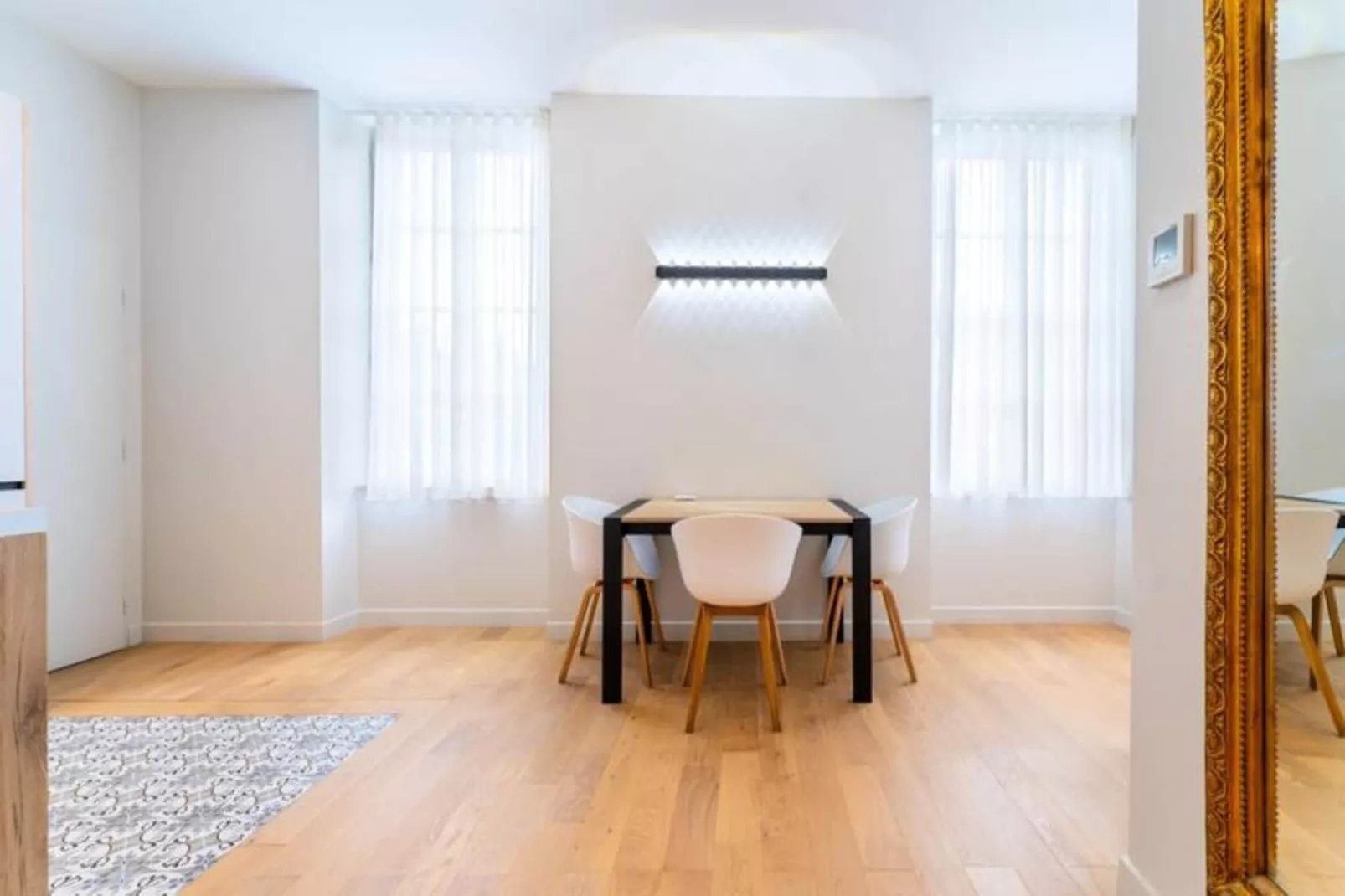 Charmant Appartement Pour 4 Au C&oelig;ur De Bordeaux-Buitenkant zomer