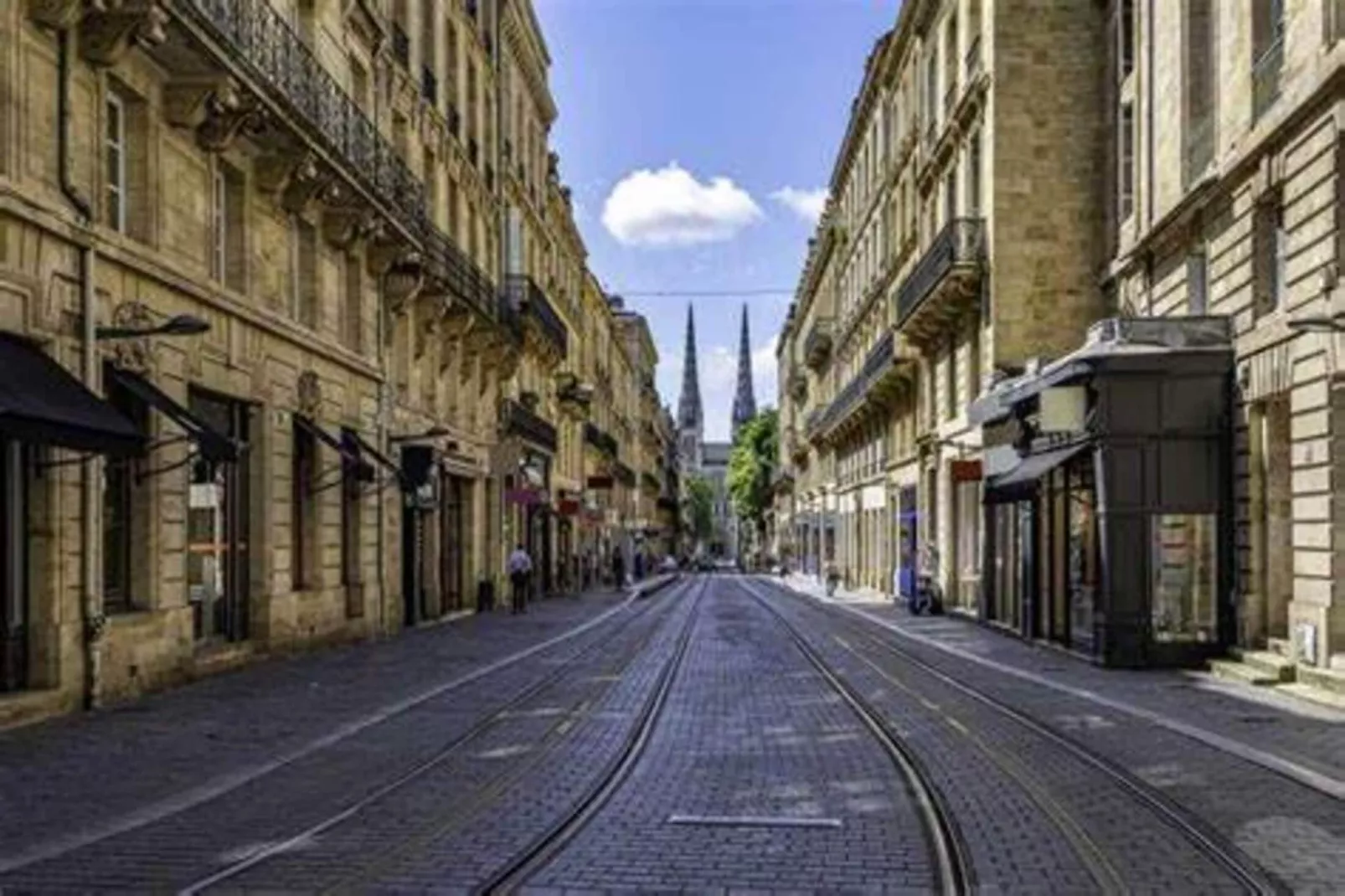 Superbe Appartement Cozy Et Charmant Pour 2 Vers La Gare Saint-jean-Gebieden zomer 5km