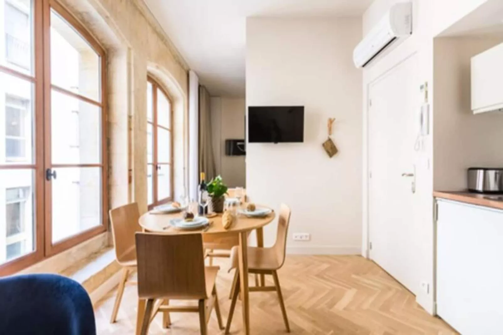 Superbe Appartement Typiquement Bordelais En Hypercentre Pour 4 Personnes-Keuken