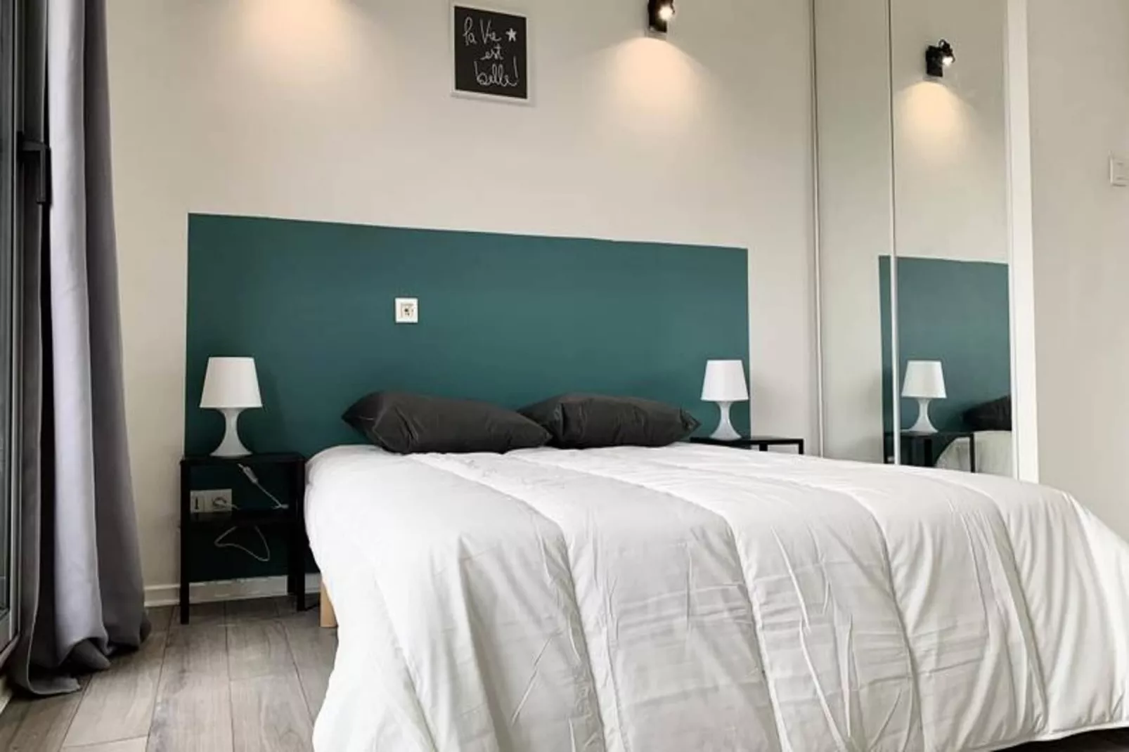 | La Chanson Bleue  💙 | Marcelin Berthelot | Tram-Slaapkamer