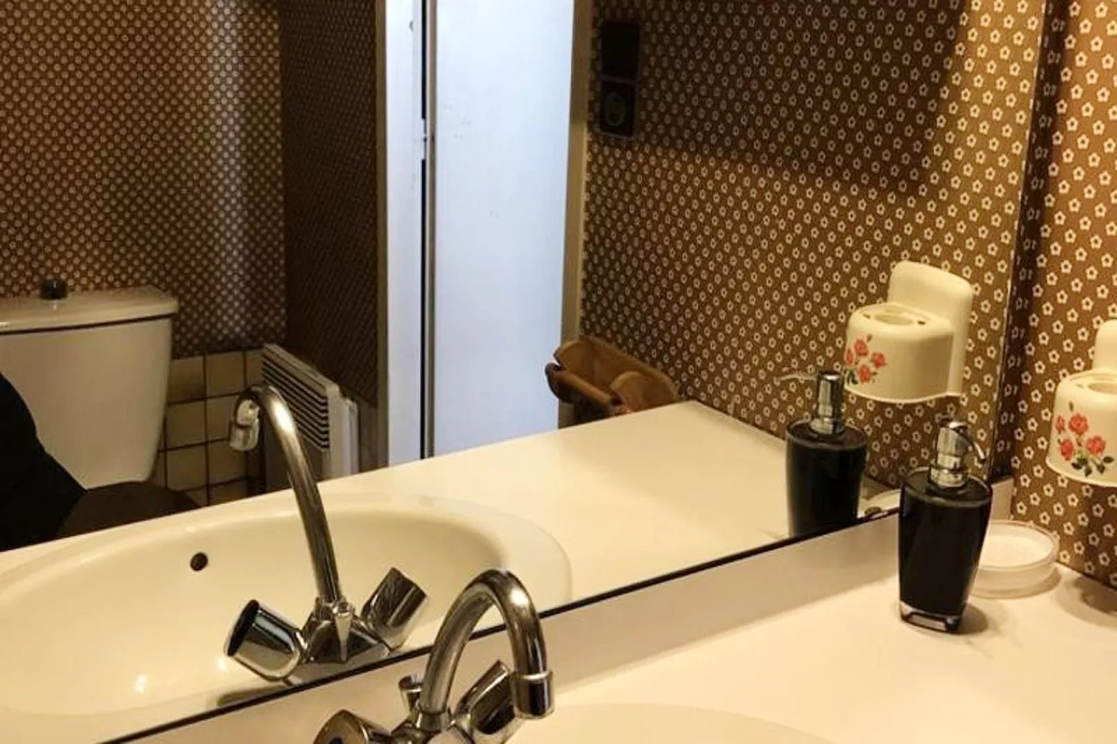 Résidence Maison De L'alpe-Badkamer