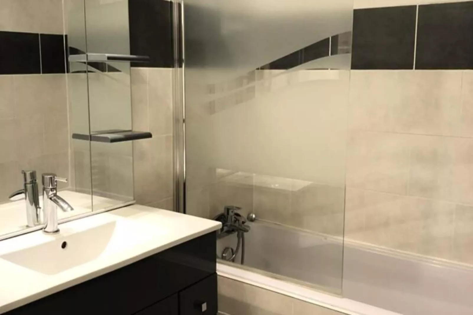 Résidence Bergers P&v-Badkamer