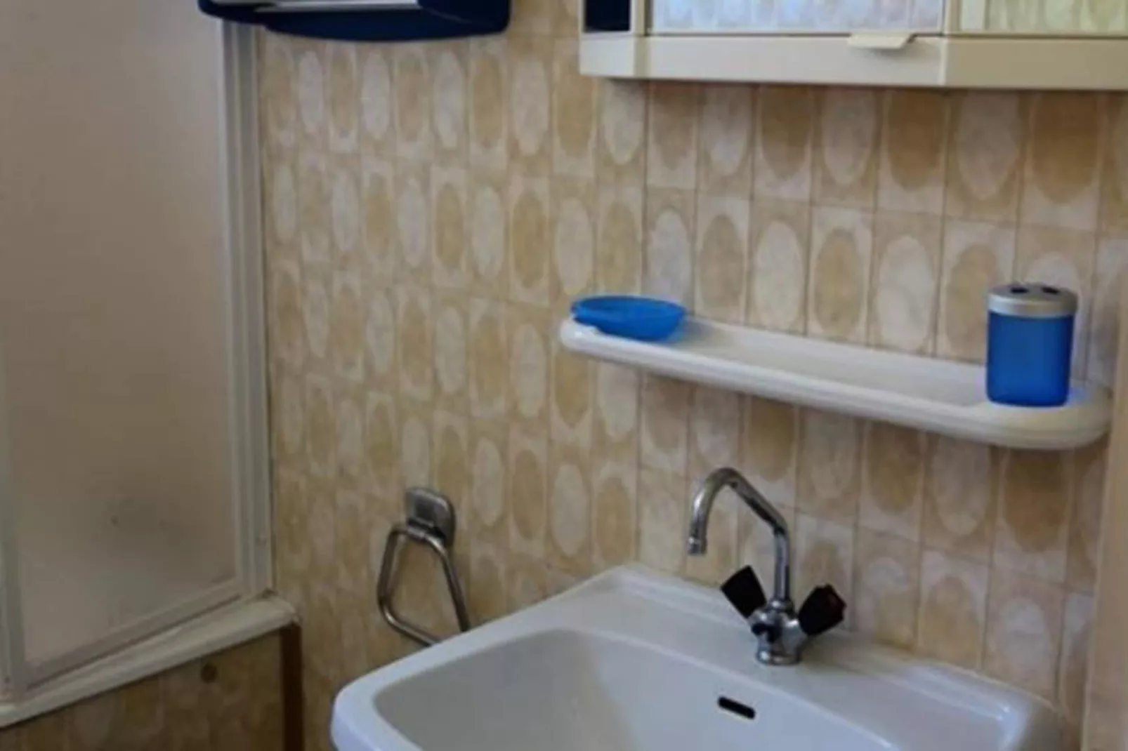 Résidence Saint Bernard-Badkamer