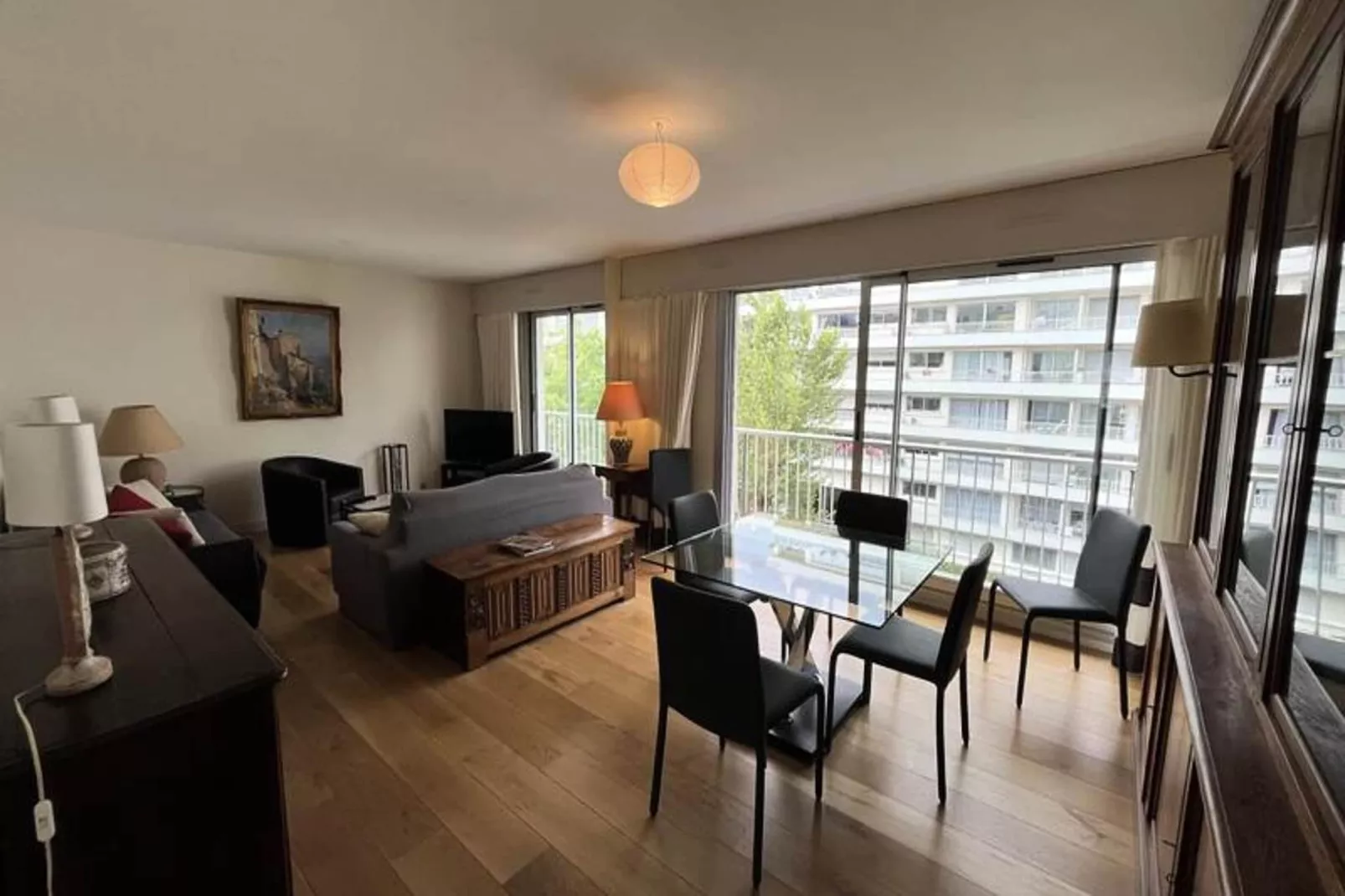 Superbe Appartement Avec Balcon, Garage, 3ch, &agrave; 5min De La Plage-Eetkamer