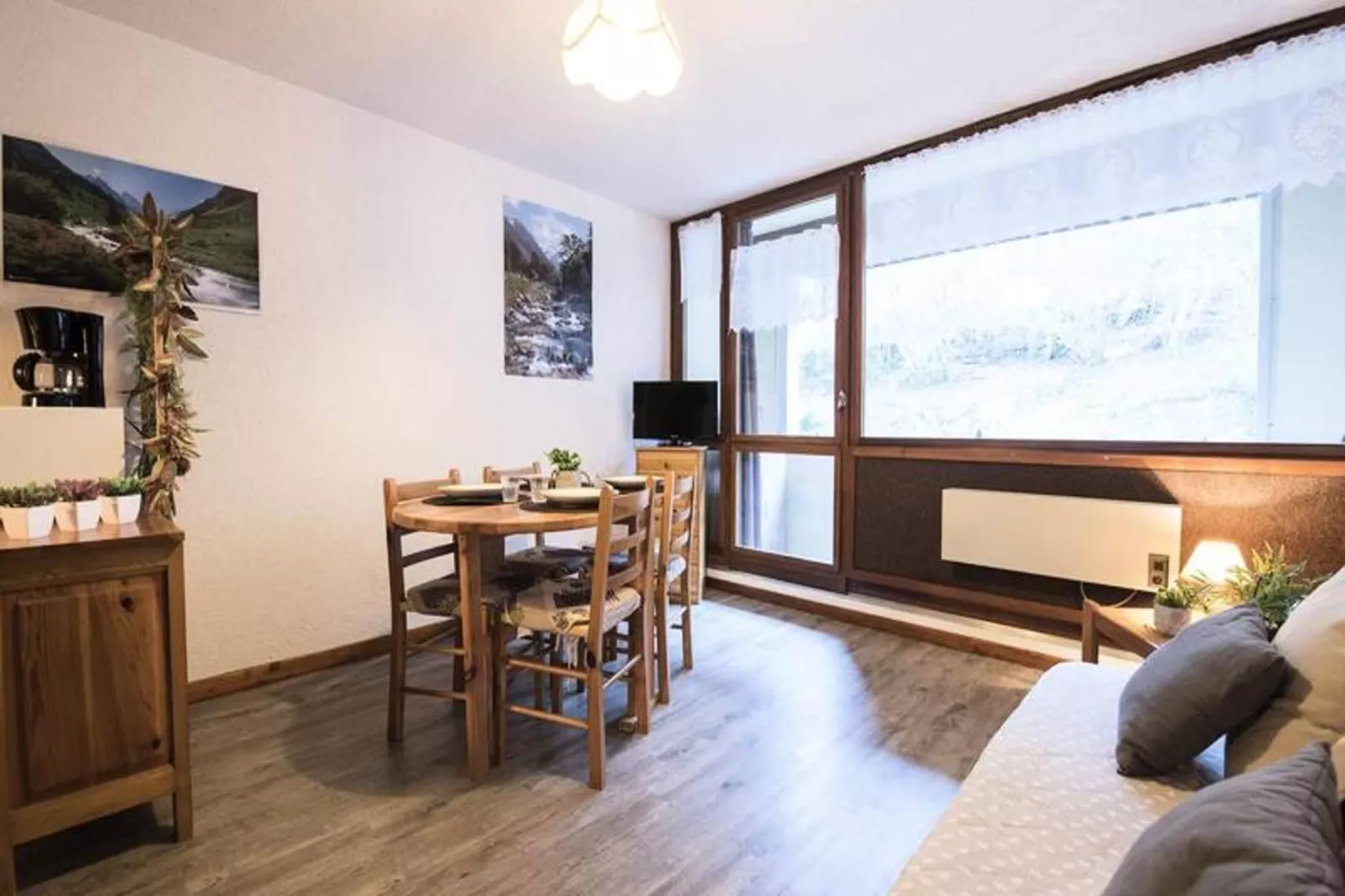 Résidence Portes Du Soleil B-Eetkamer