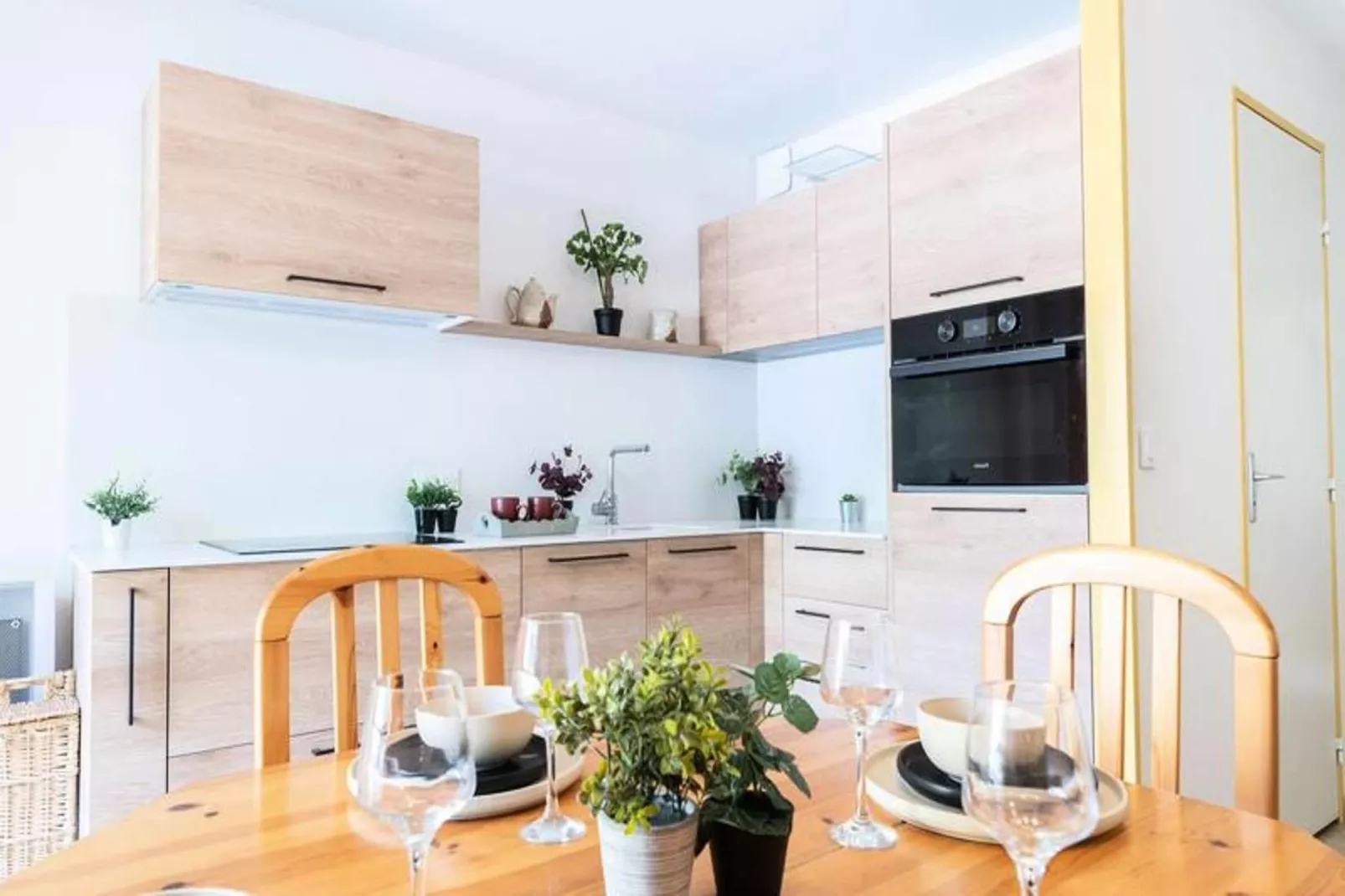 Résidence Montsegu-Keuken