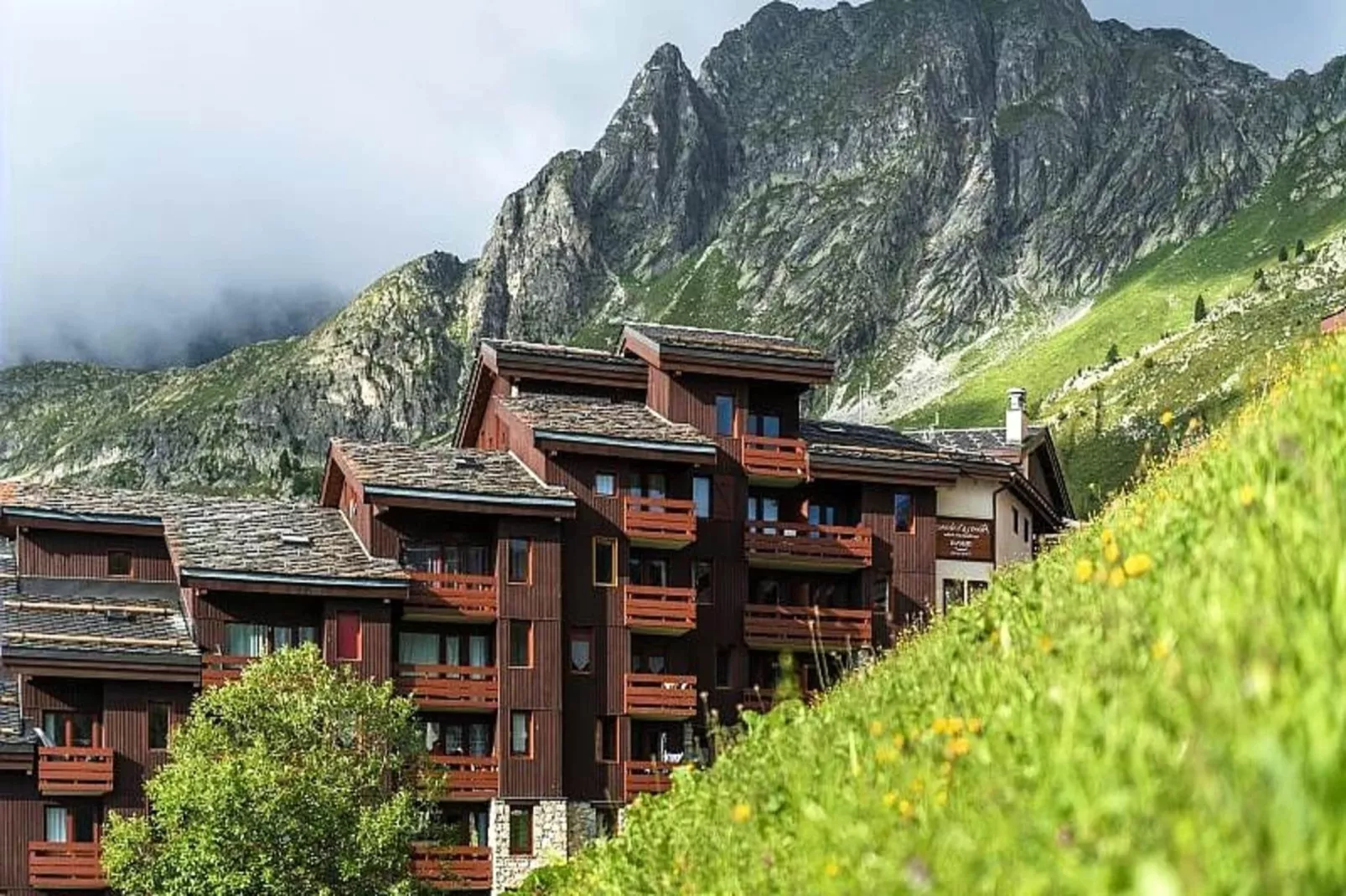 Résidence Les Chalets des Arolles - maeva Home-Buitenkant zomer