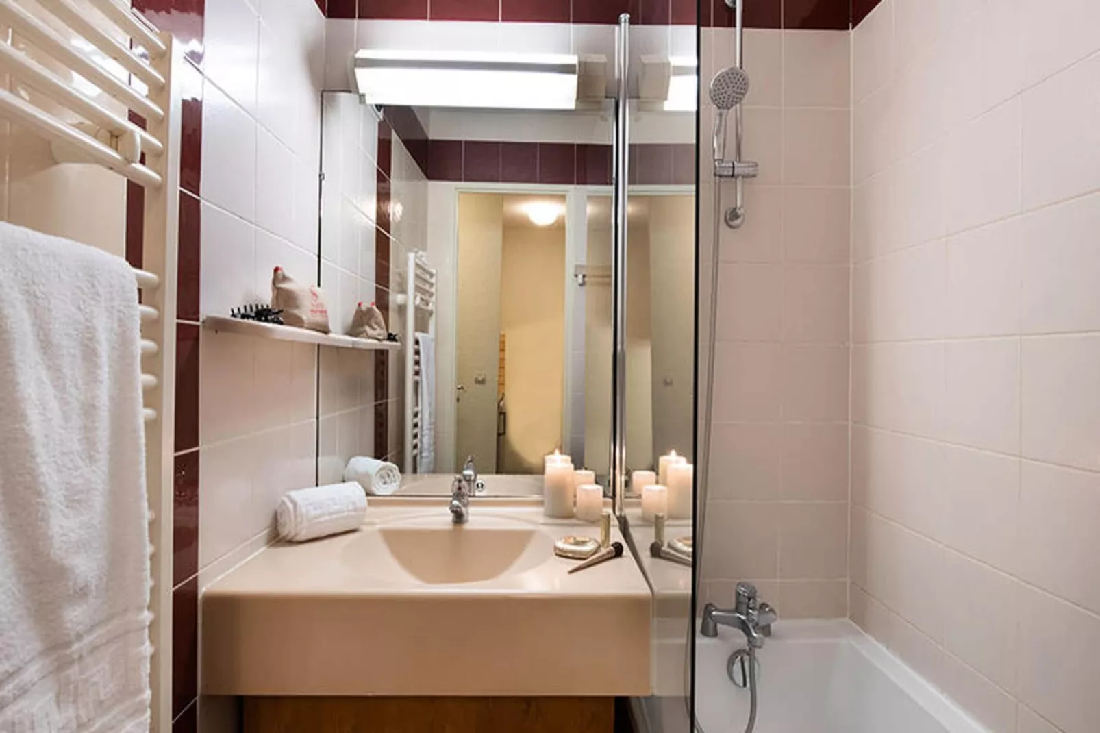 Résidence Le Cheval Blanc ***-Badkamer