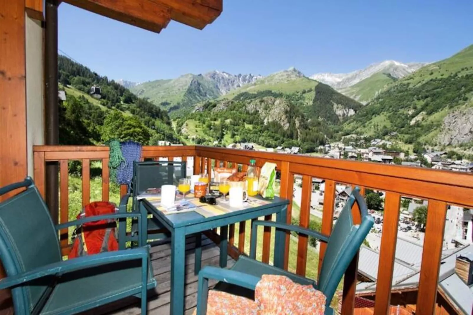 Résidence Odalys Le Hameau et Les Chalets de la Vallée d'Or***-Image-tags.