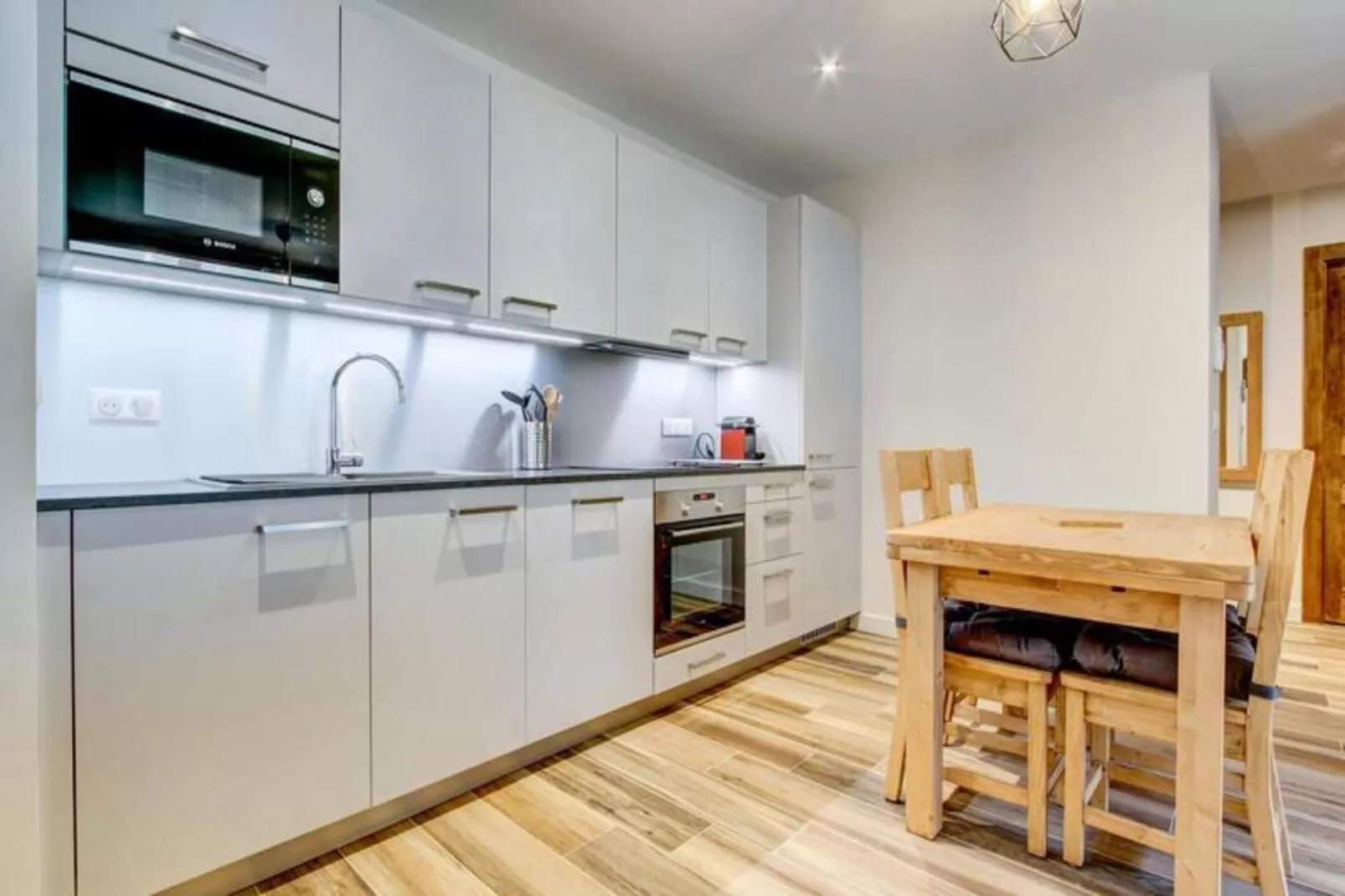 Résidence Le Lapia-Buitenkant zomer