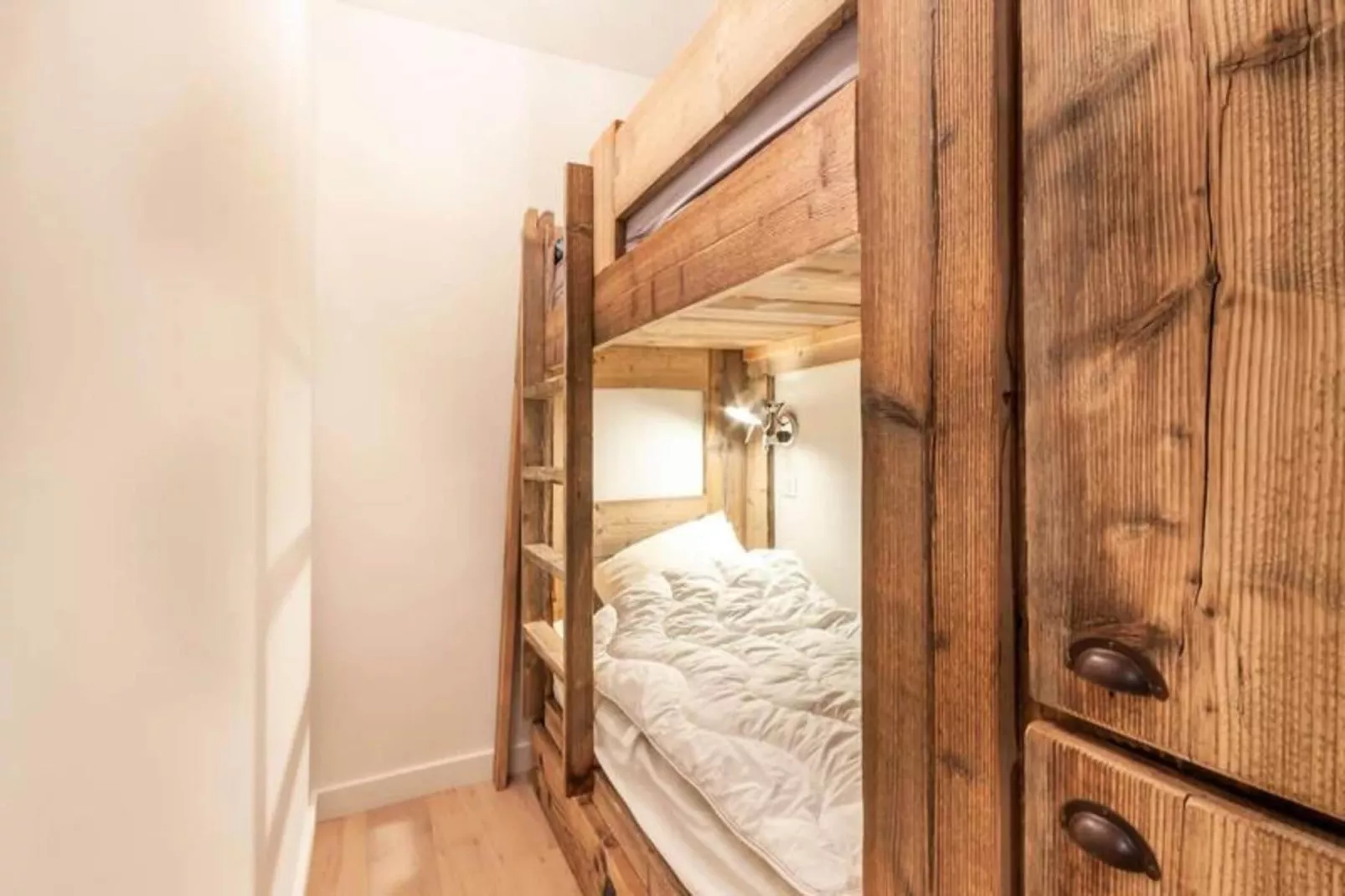 Résidence Le Lapia-Buitenkant zomer