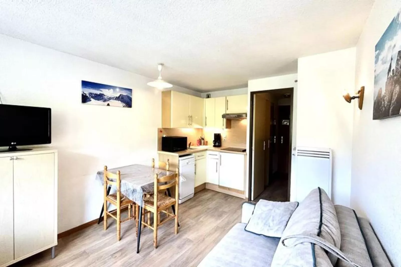 Résidence Alcyon Biblos-Eetkamer