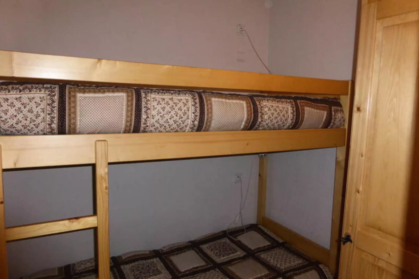 Résidence Les Aiguilles Rouges Bat B-Buitenkant zomer