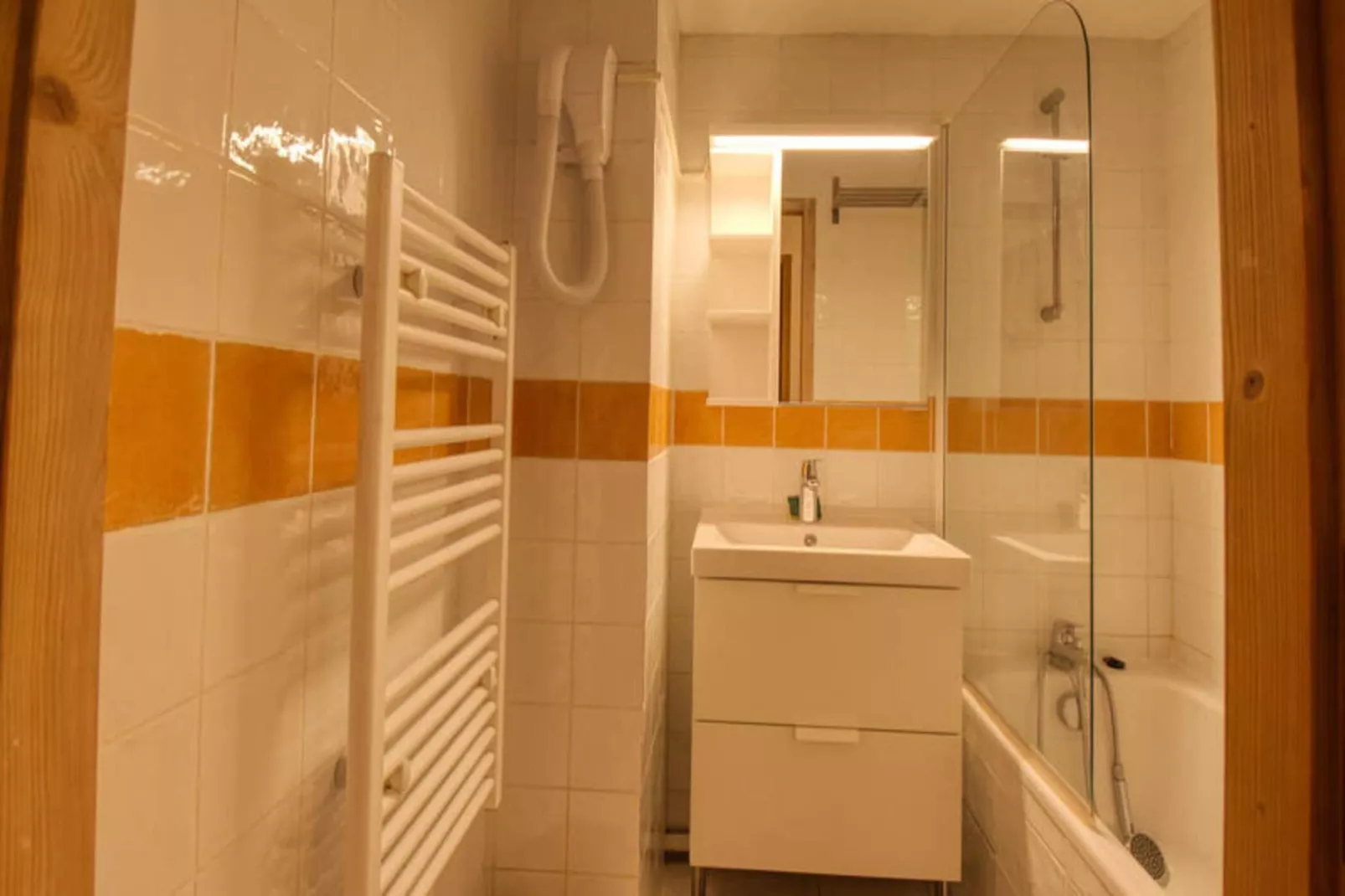 Résidence Jardin Alpin Bat B-Buitenkant zomer