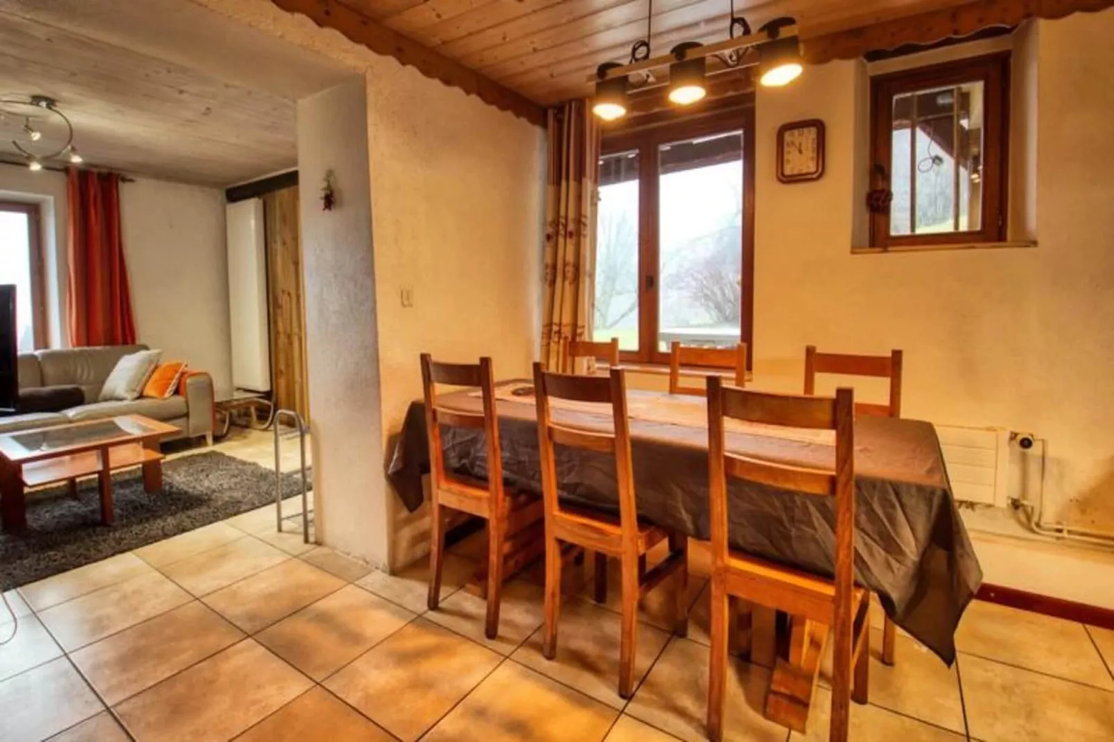 Résidence Le Laquis-Buitenkant zomer