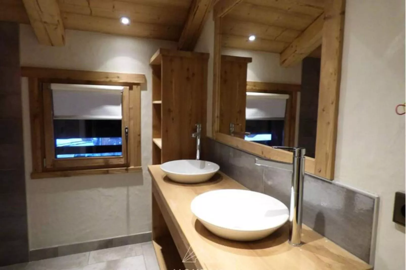 Chalet Rayjeanne-Badkamer