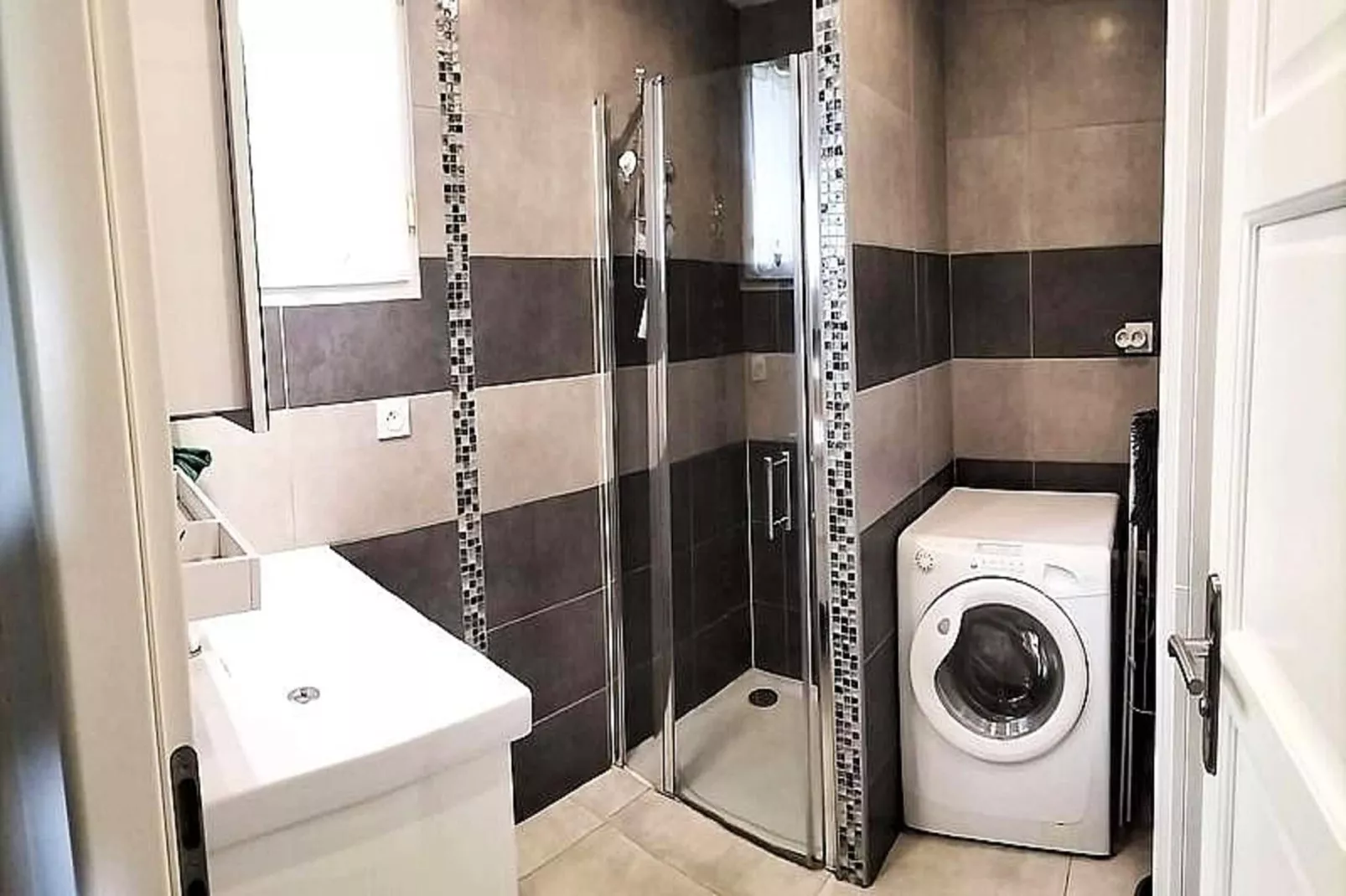 Résidence Luberon-Keuken