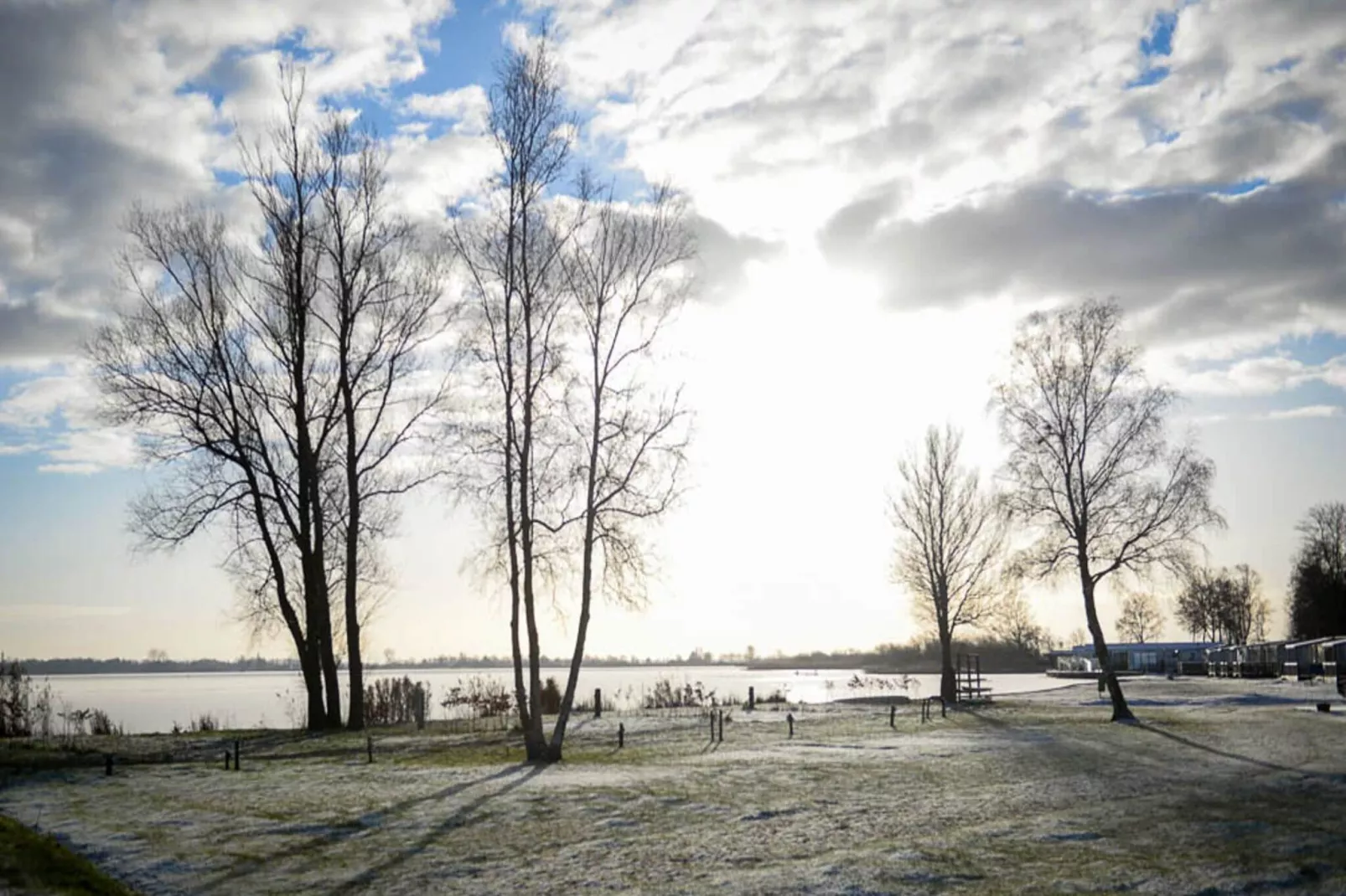 Vakantiepark Bergumermeer 8-Gebied winter 1km