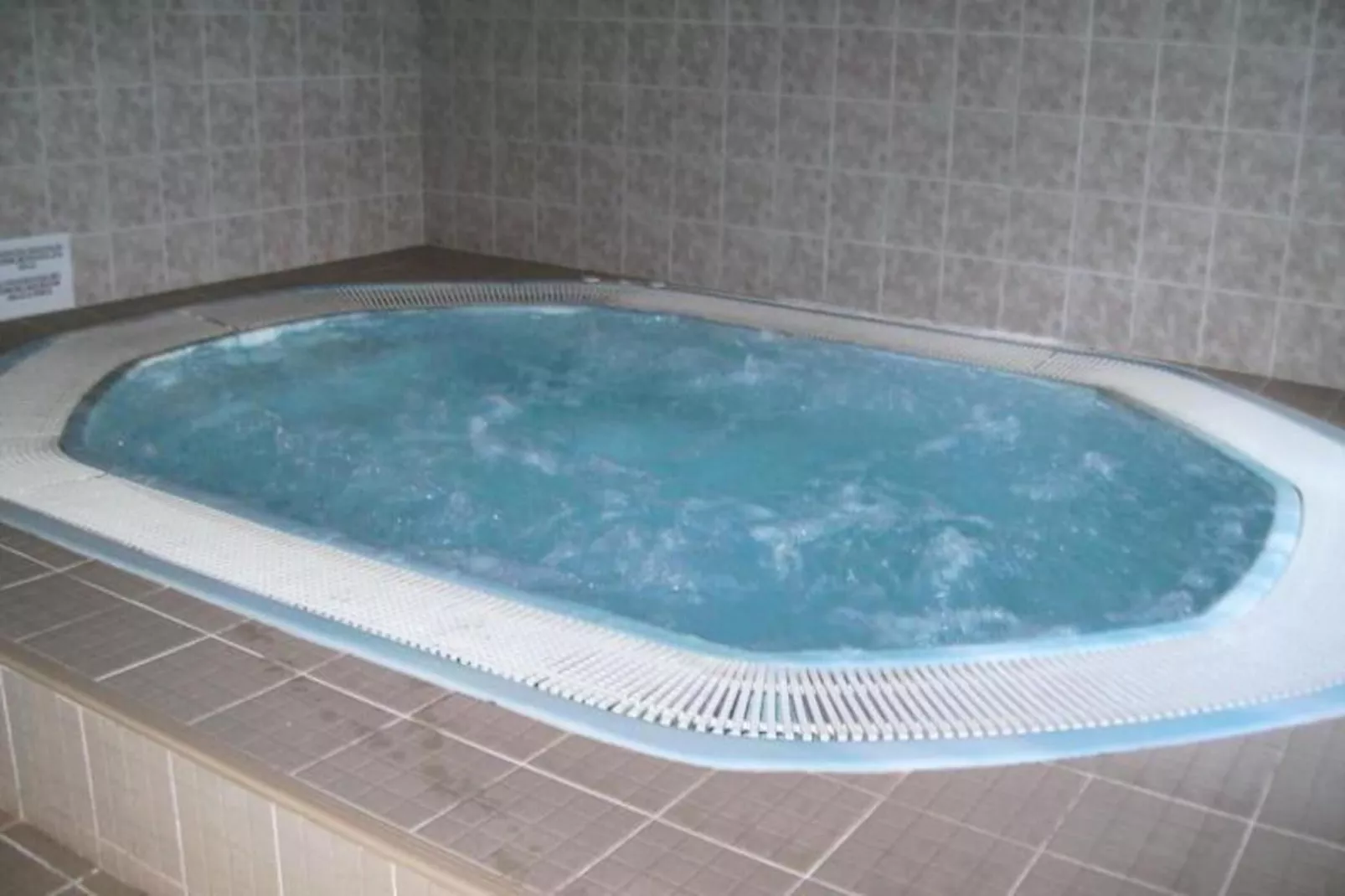 Mobil-home 4 pers. proche plage-Buitenkant zomer