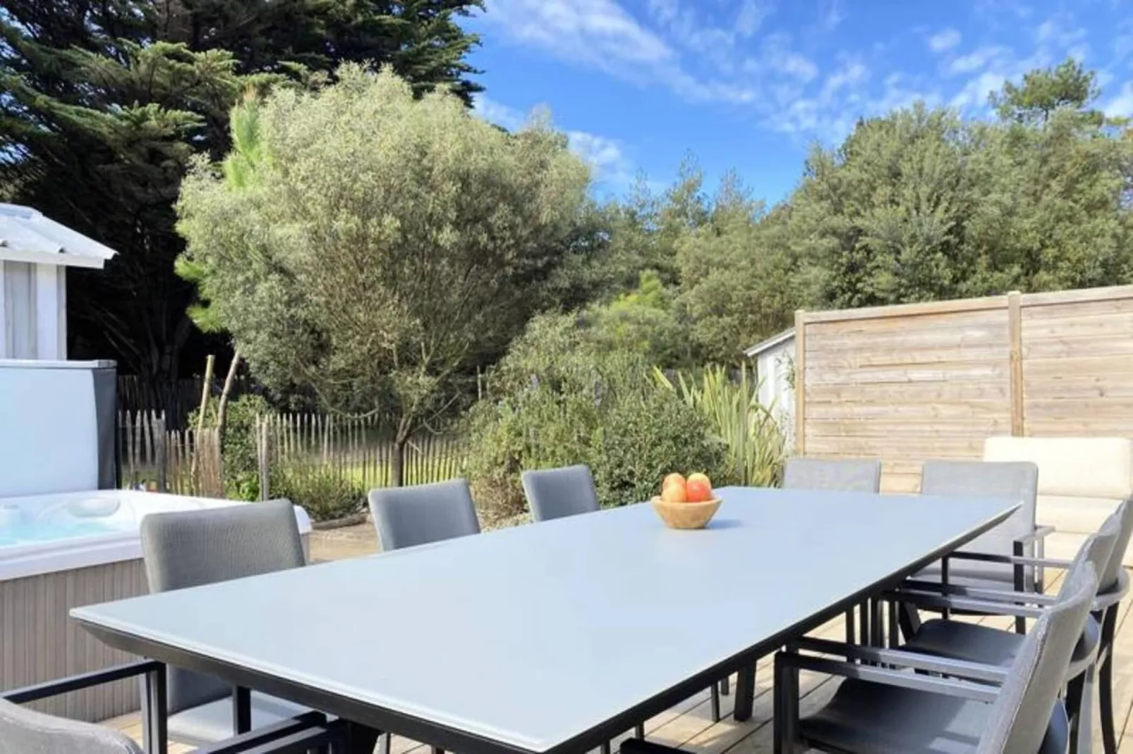 Villa Tanzanie - Domaine Le Sherwood-Buitenkant zomer