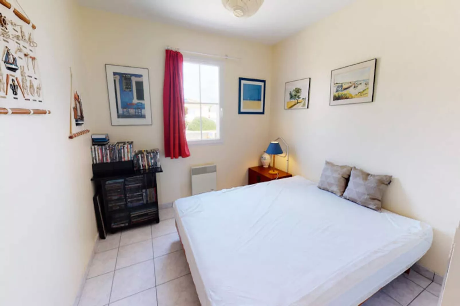 Maison à Saint-Gilles-Croix-de-Vie-Image-tags.