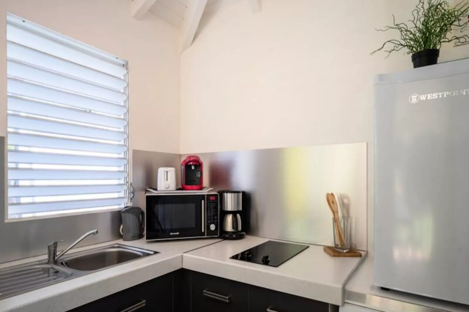 Bungalow Monarque-Image-tags.