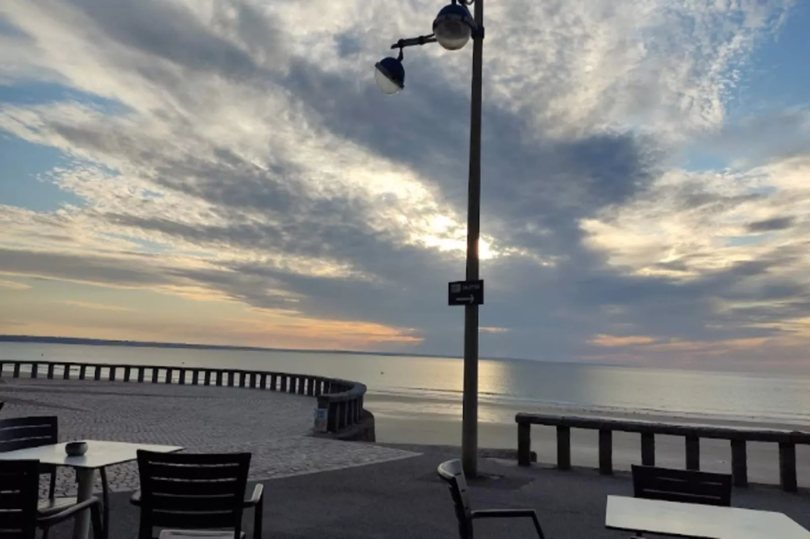 Résidence Parc-Buitenkant zomer