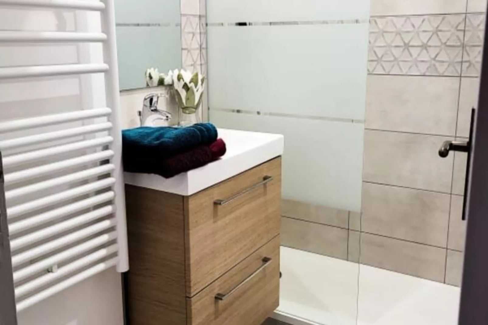 Résidence La Cigale De Mer &agrave; 100 M De La Plage Et Du Centre Ville Du Grau Du Roi-Badkamer