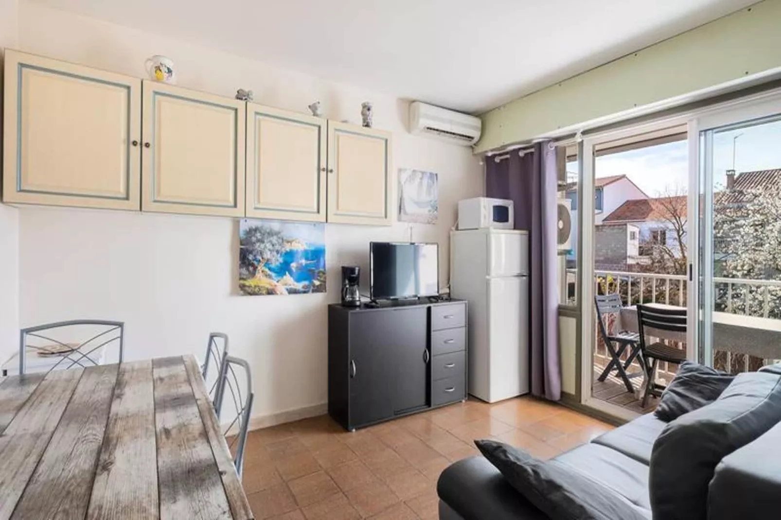 Résidence "le Saint Pierre", N11-Eetkamer