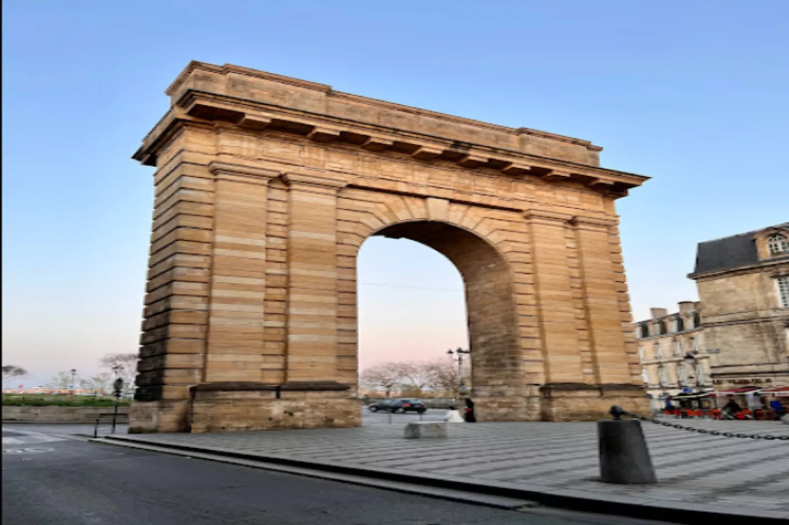 Bel Appartement Pour 4 Coeur Quartier Historique, Proche Rue St-catherine-Gebieden zomer 1km