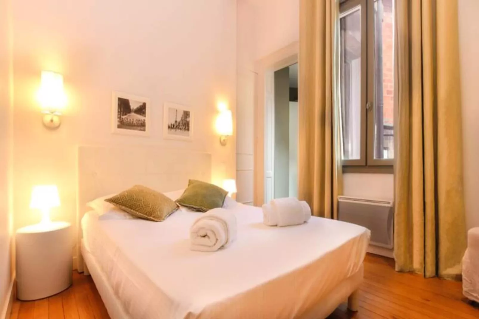 Magnifique Et Lumineux T3 De Charme Aux Quinconces Id&eacute;al Pour 4 Personnes-Buitenkant zomer