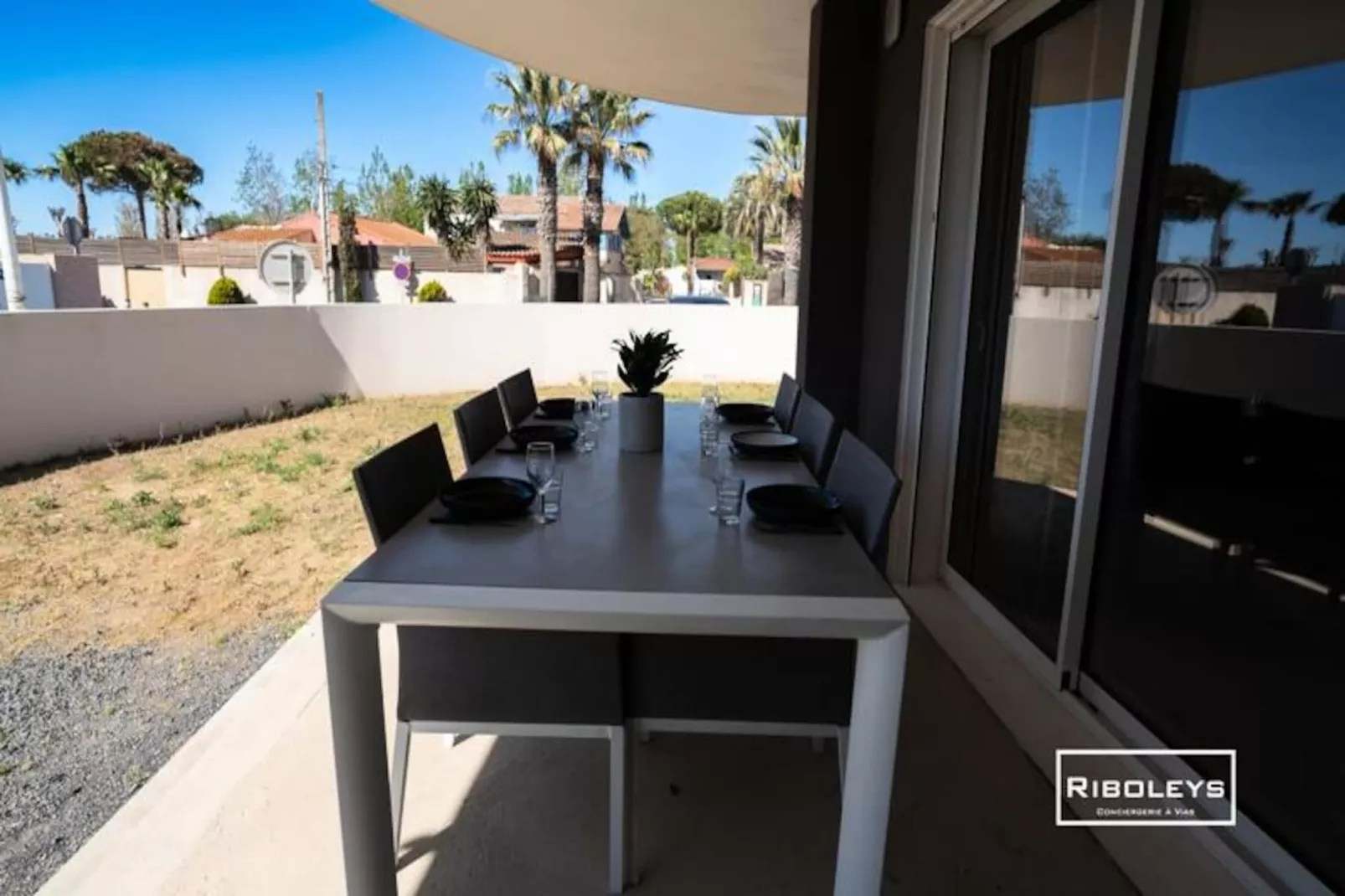 Grand T3 Neuf Climatis&eacute; Avec Wifi &agrave; 100m De La Plage-Image-tags.