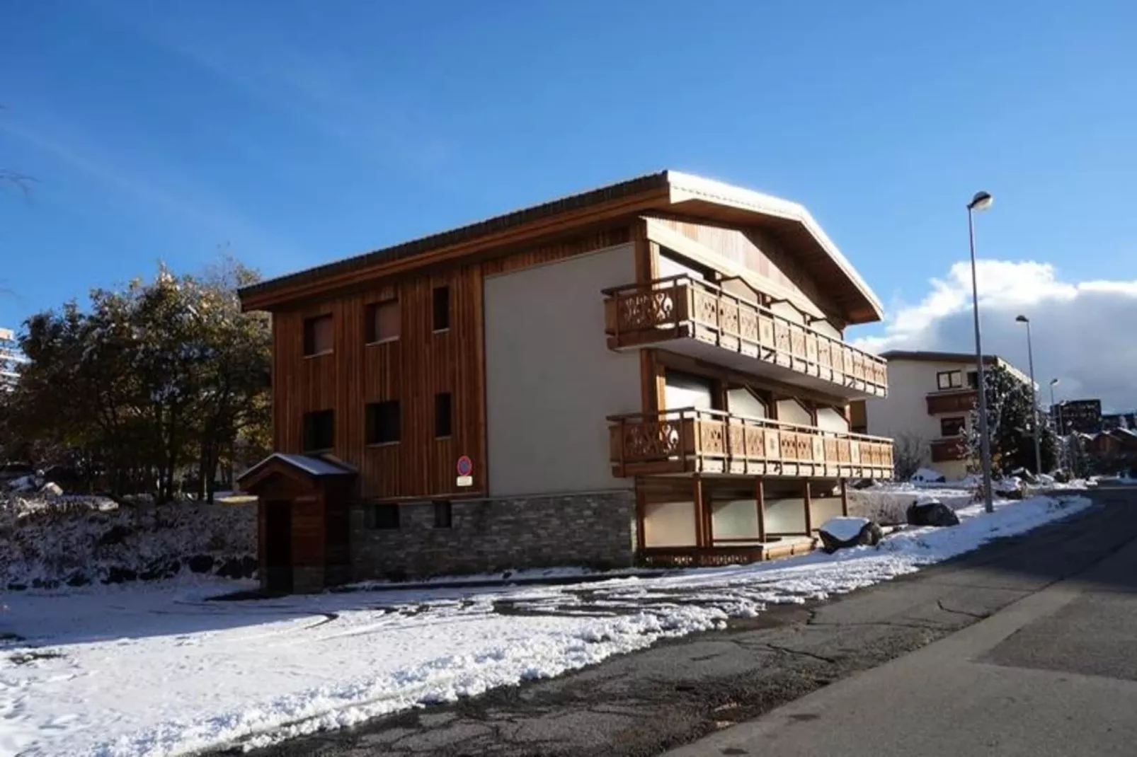 Résidence Samovar-Buitenkant zomer