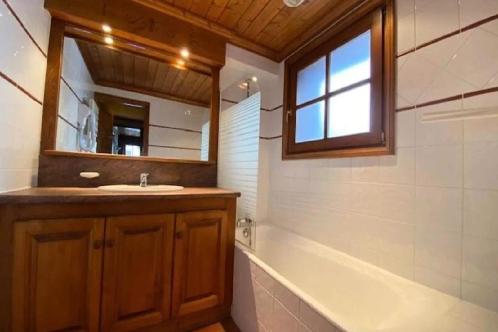 Résidence Alpina Lodge-Badkamer