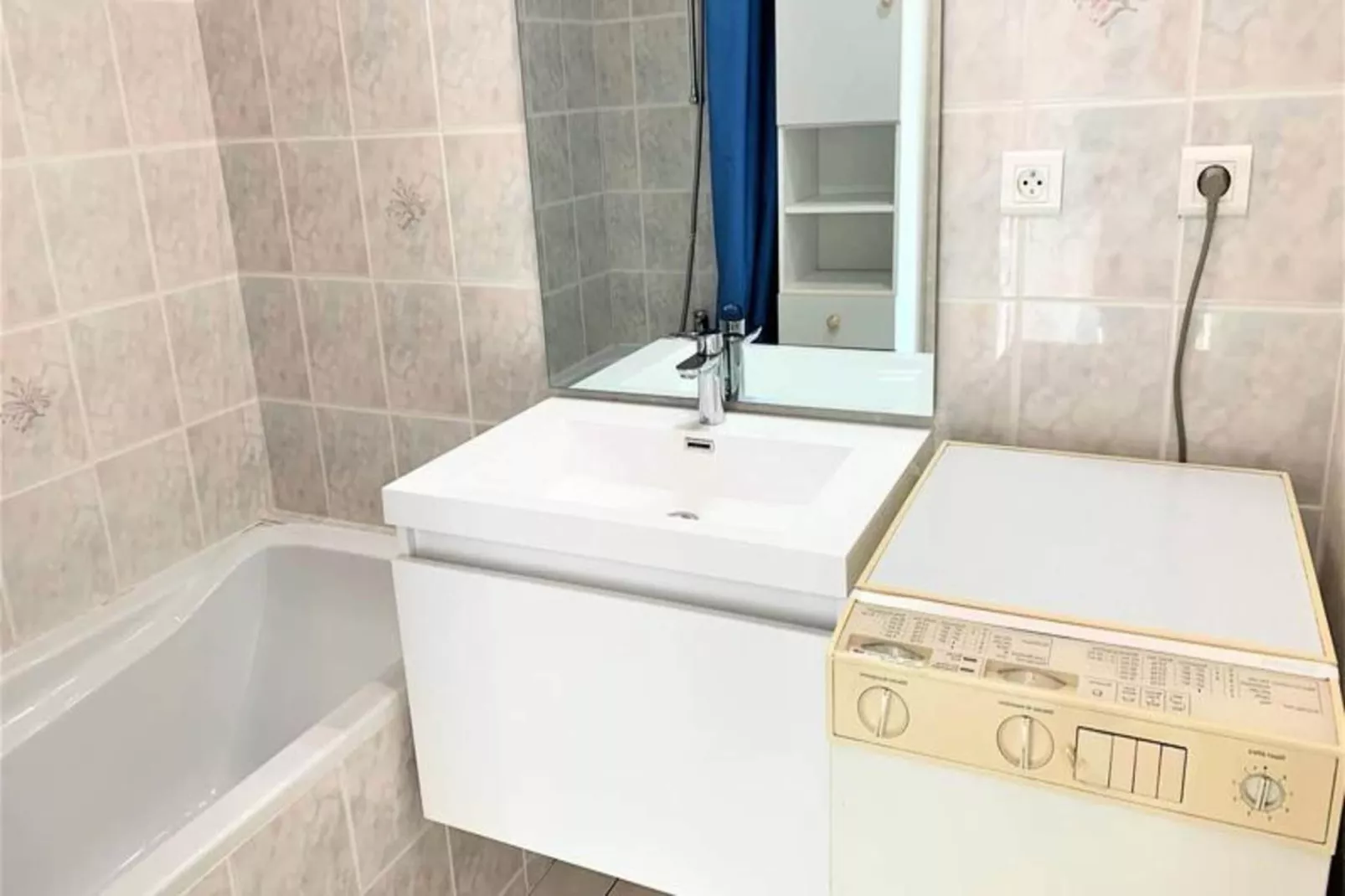 Résidence Er Palouen-Badkamer