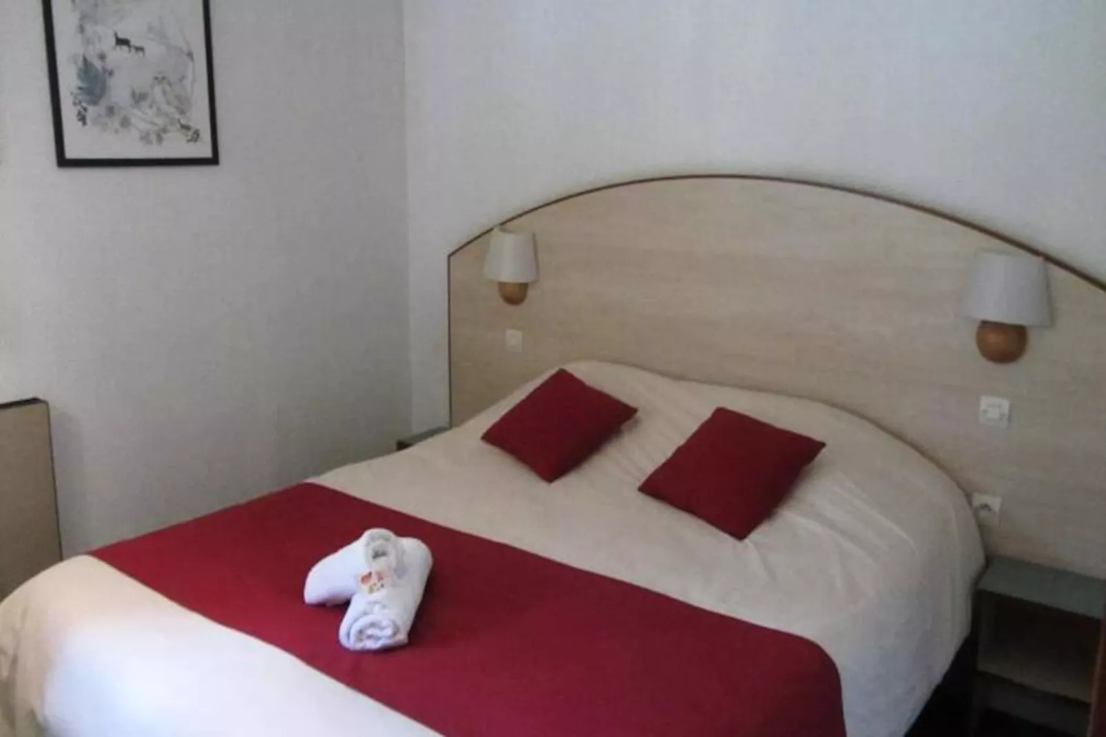 VVF Montpeyroux Auvergne-Image-tags.