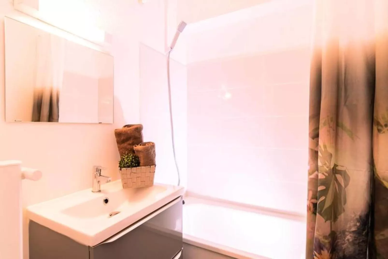 Résidence Sol Y Neou A - Badkamer