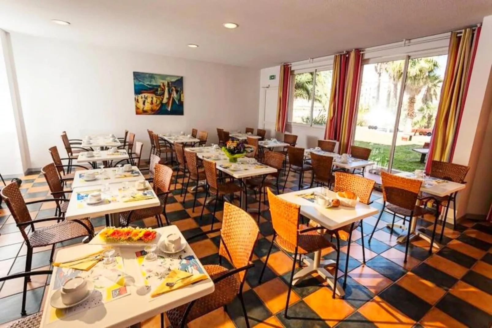 Résidence Mer & Golf Port Argelès***-Buitenkant zomer