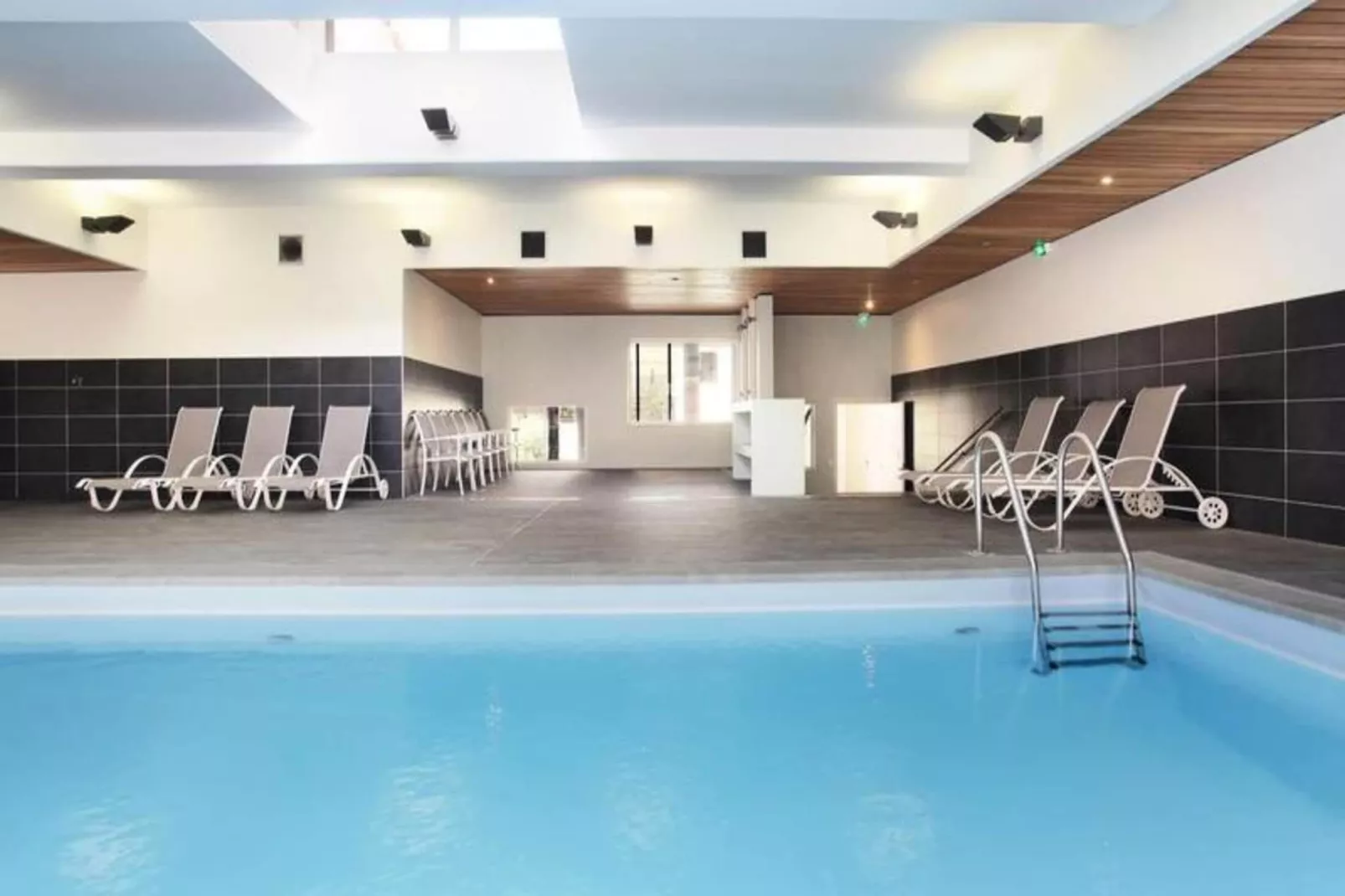 Appart'hôtel Odalys Confluence-Buitenkant zomer