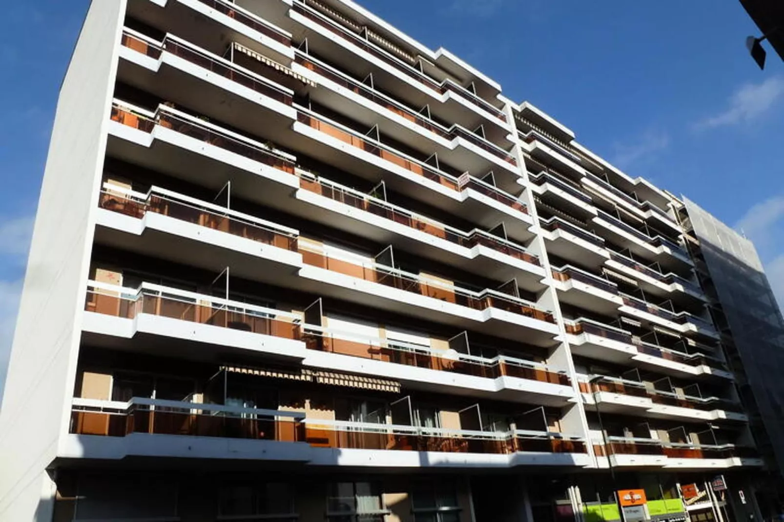 Résidence Le Vendome-Buitenkant zomer