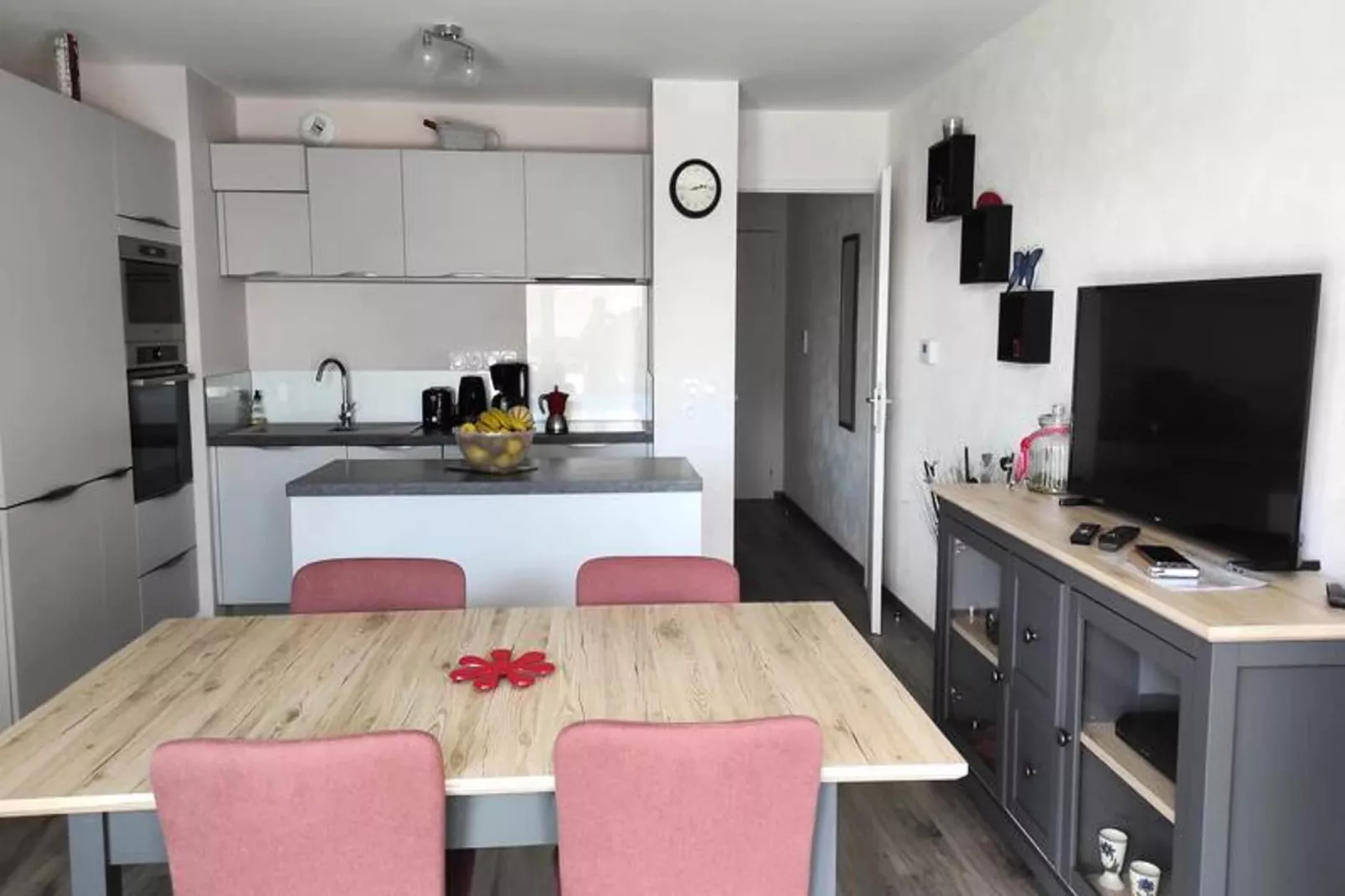 Résidence Le Clos Des Merisiers-Eetkamer