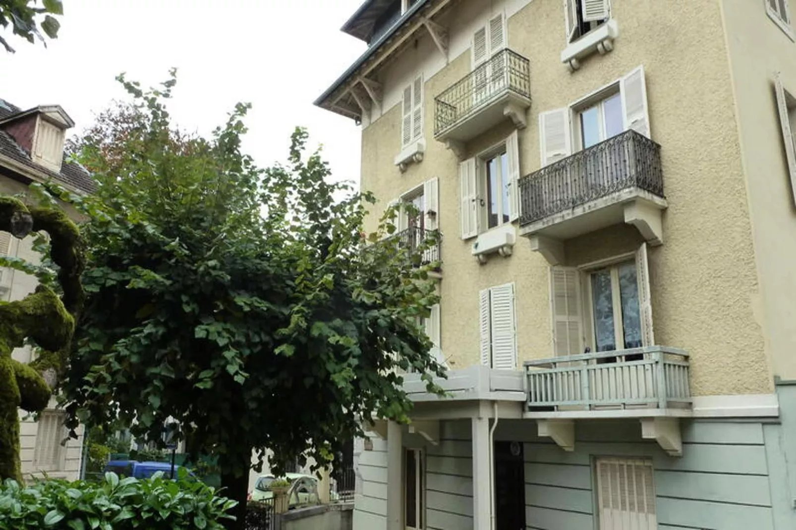 Résidence Le Juturna-Buitenkant zomer