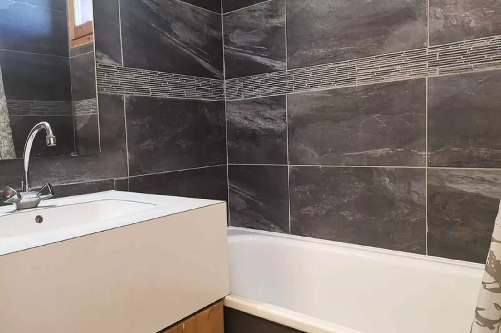 Résidence Bourg Morel - Badkamer