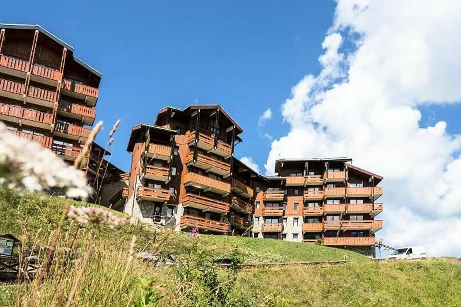 Résidence Les Sentiers du Tueda - maeva Home-Buitenkant zomer