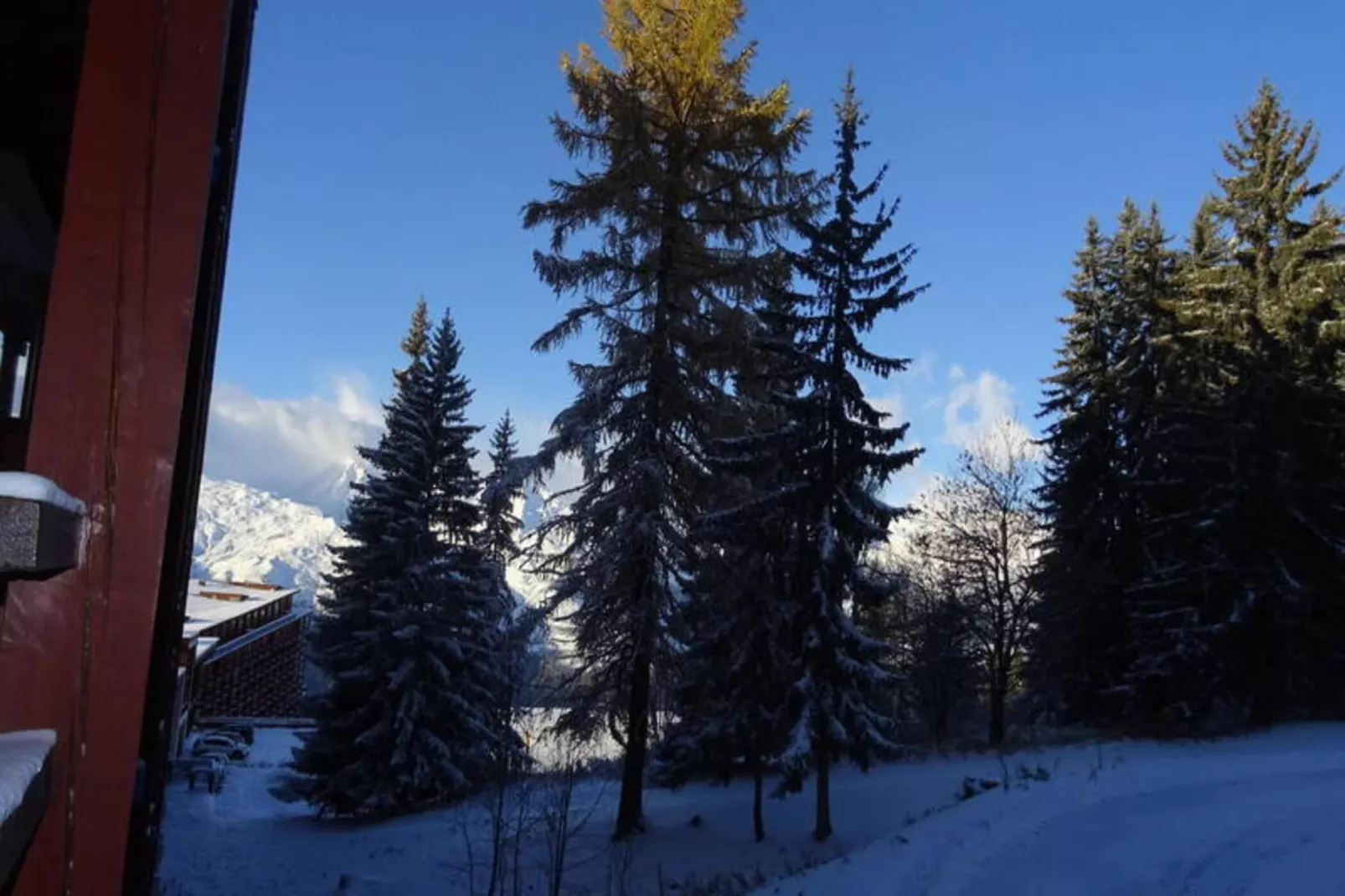 Résidence Belles Challes - Buitenkant zomer